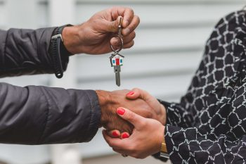 Lanzamiento de desahucio: ¿En qué consiste el proceso de desalojo de la vivienda por el inquilino?